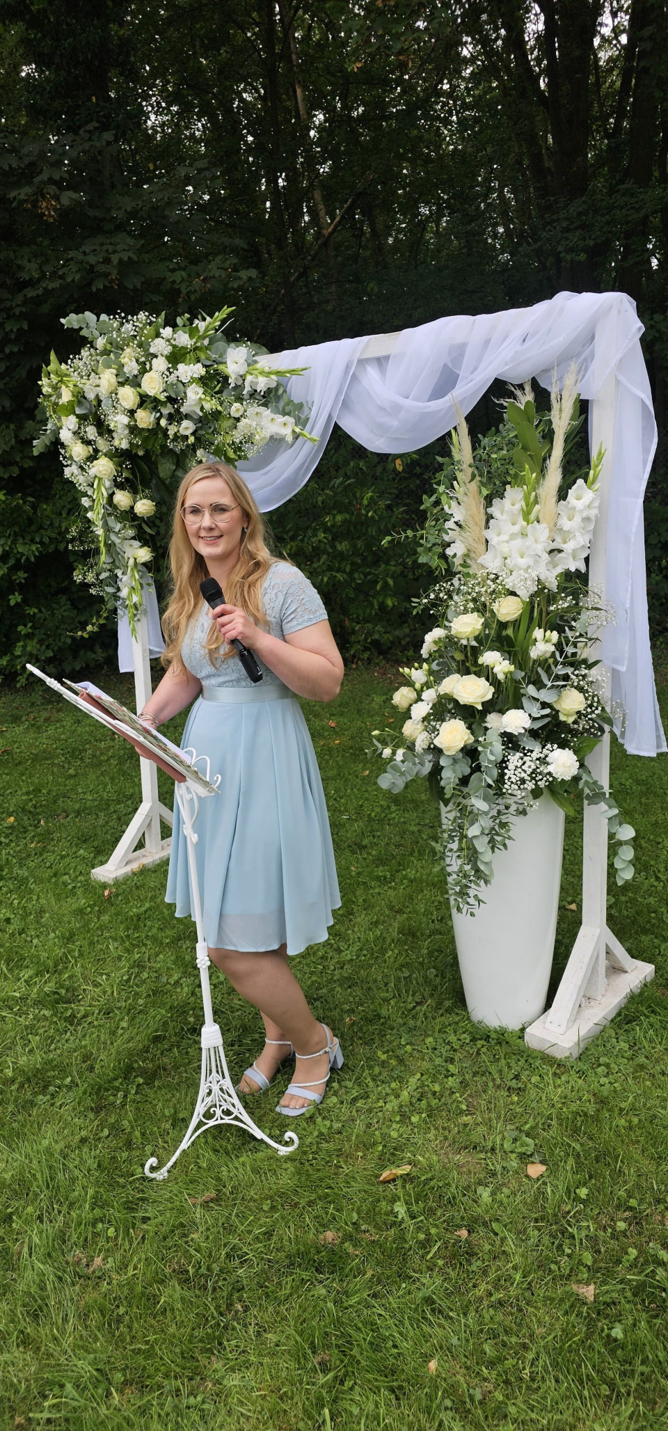 Trouwambtenaar Trauzeit mit Stefanie - freie Traurednerin Stefanie Will impressie 4