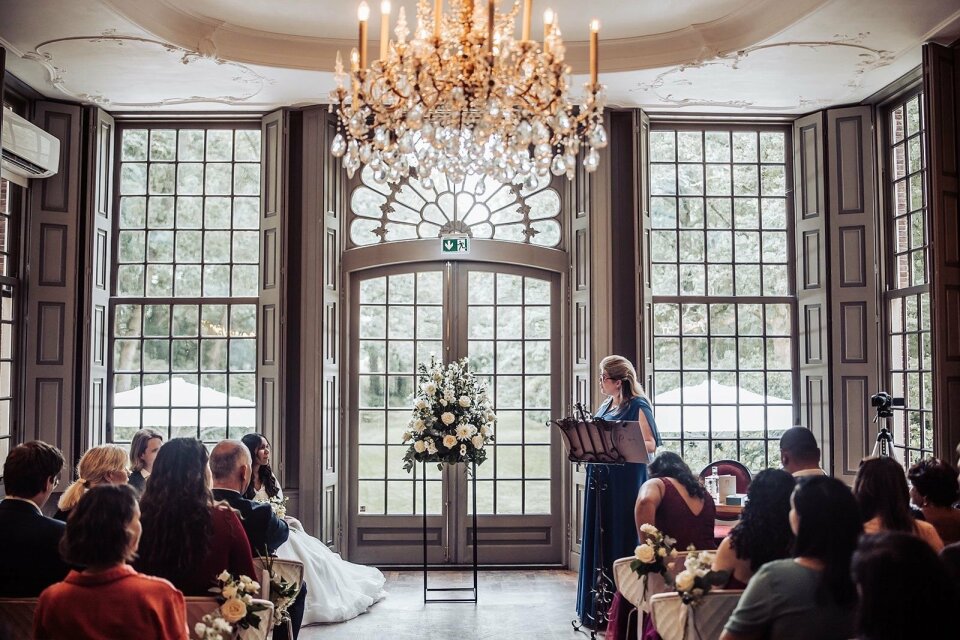 Trouwambtenaar Samen met Roos details