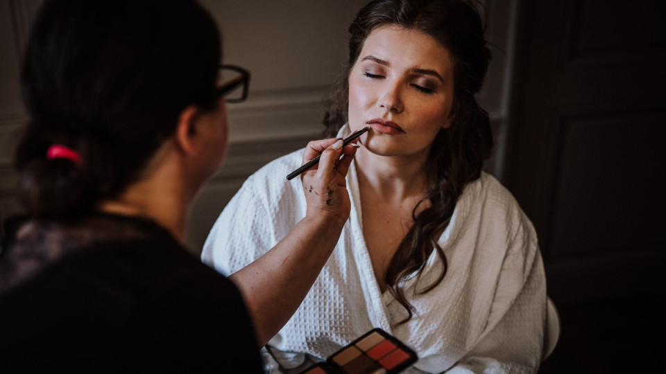Hair &amp; Make-up by Denida