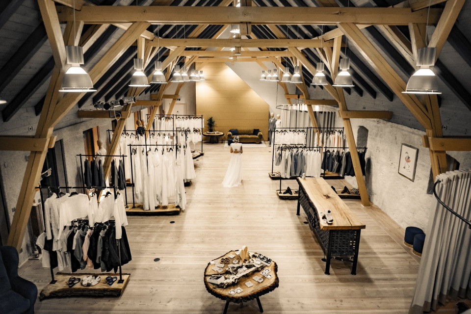Trouwjurk van Boutique LIEBE. impressie 3
