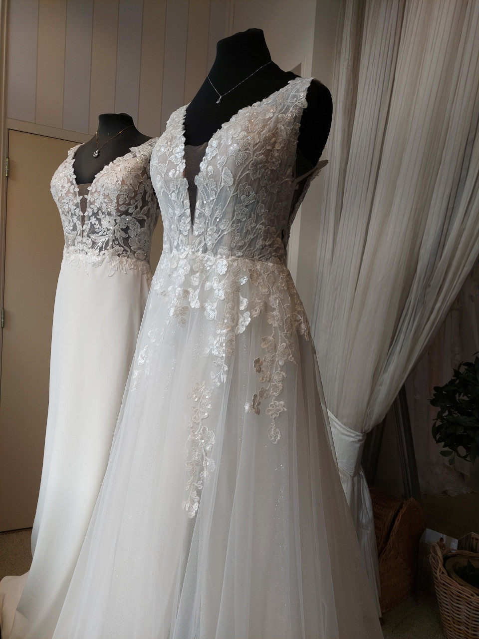 Trouwjurk van Bruidsboutique Mari Anna overzicht