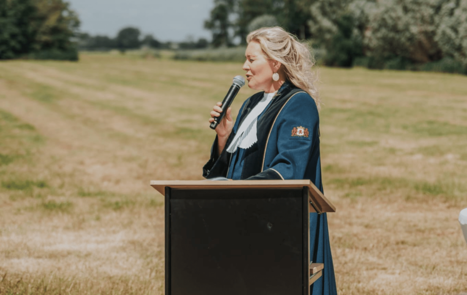 Trouwambtenaar Briefje van liefde | Daphne Breedveld | Babs impressie 4
