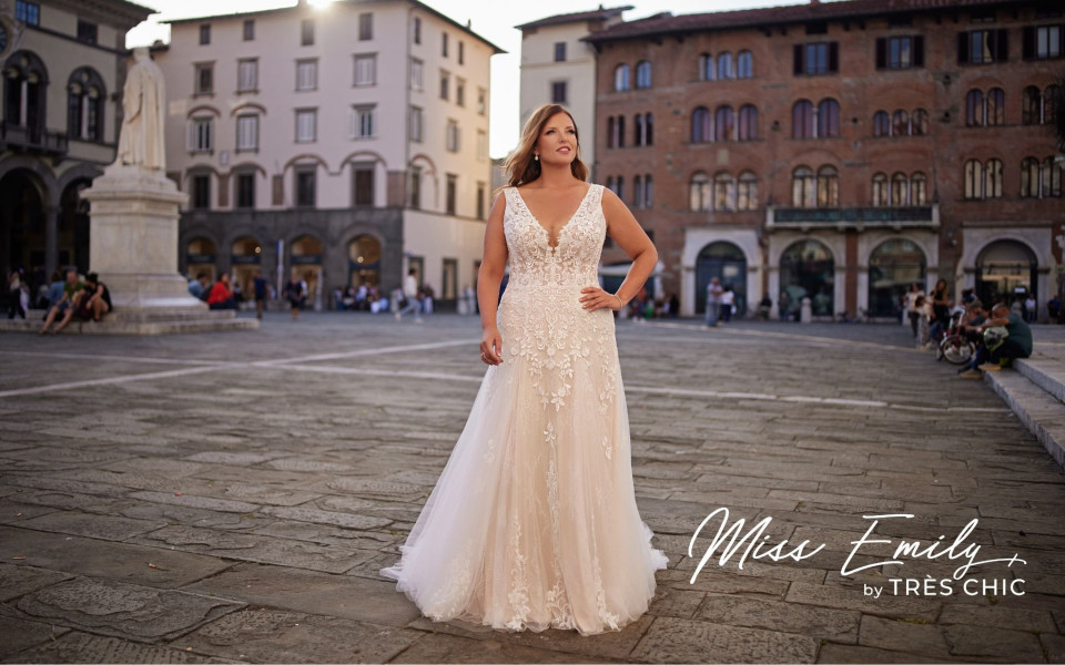 Trouwjurk van Très Chic Bridal Wear - BRANDSTORE impressie 4
