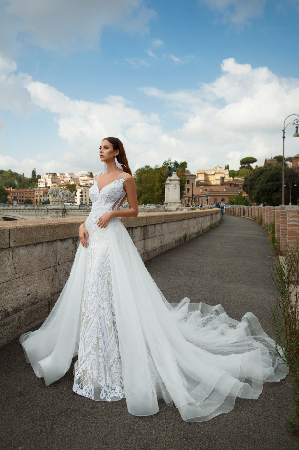 Trouwjurk van Hanazakari Brautboutique impressie 2