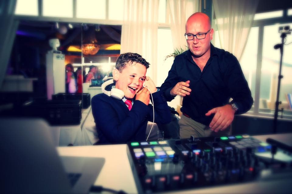 Muziek van De vriendelijke DJ’s impressie 3
