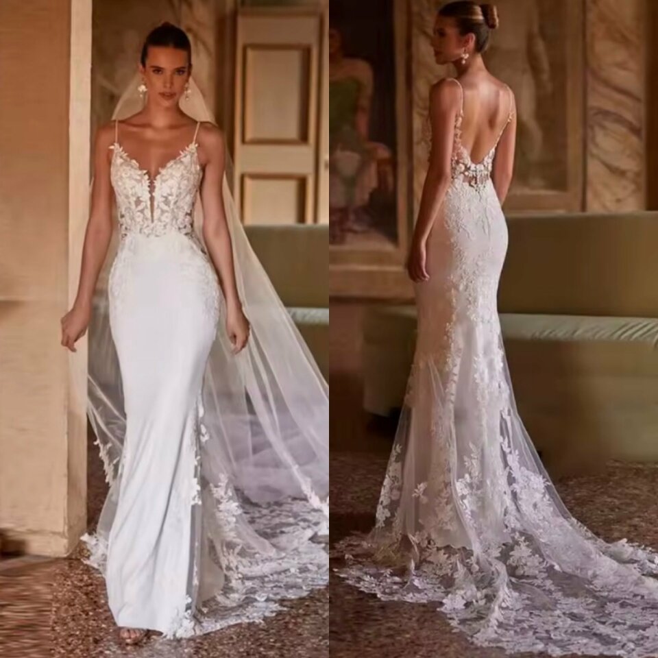 Trouwjurk passen bij Karin's Bridal
