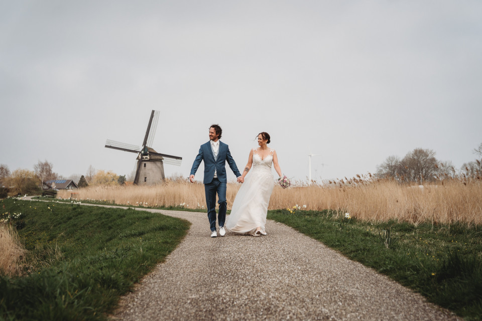 trouwfotograaf in Nederland - molen Kleinwolde