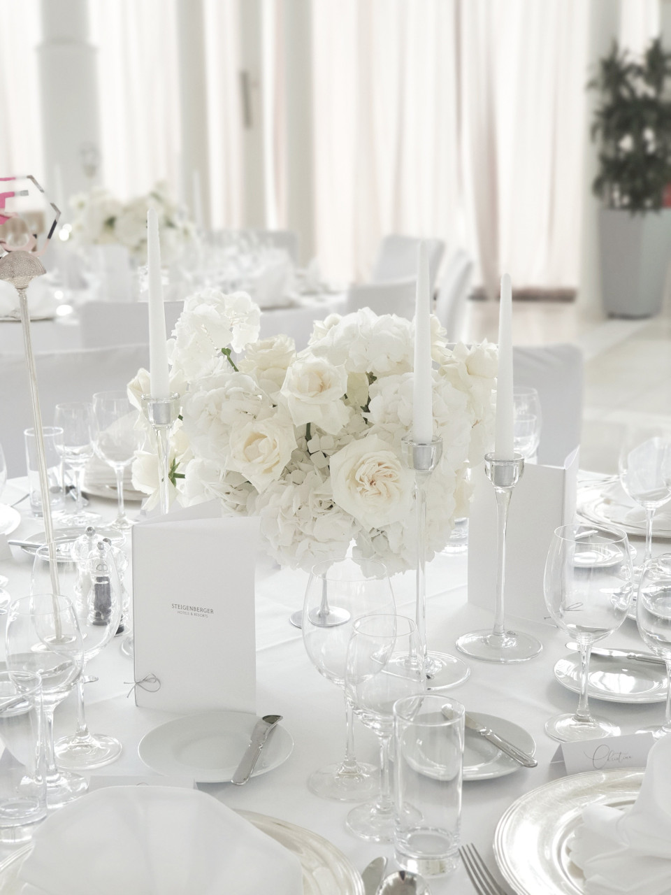 Decoratie van Who´s Wedding Floristik | Dekoration | Papeterie impressie 2