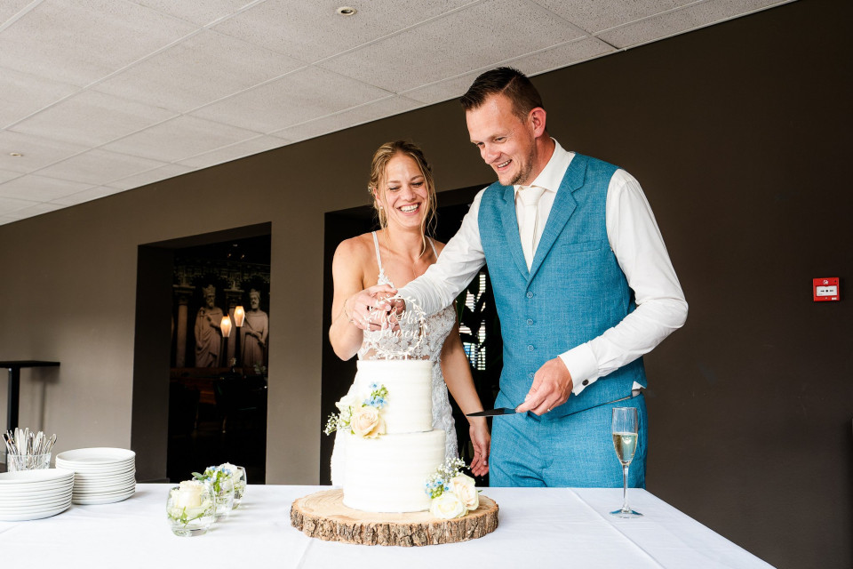 Bruidstaart van Caroliens Cake Creations details