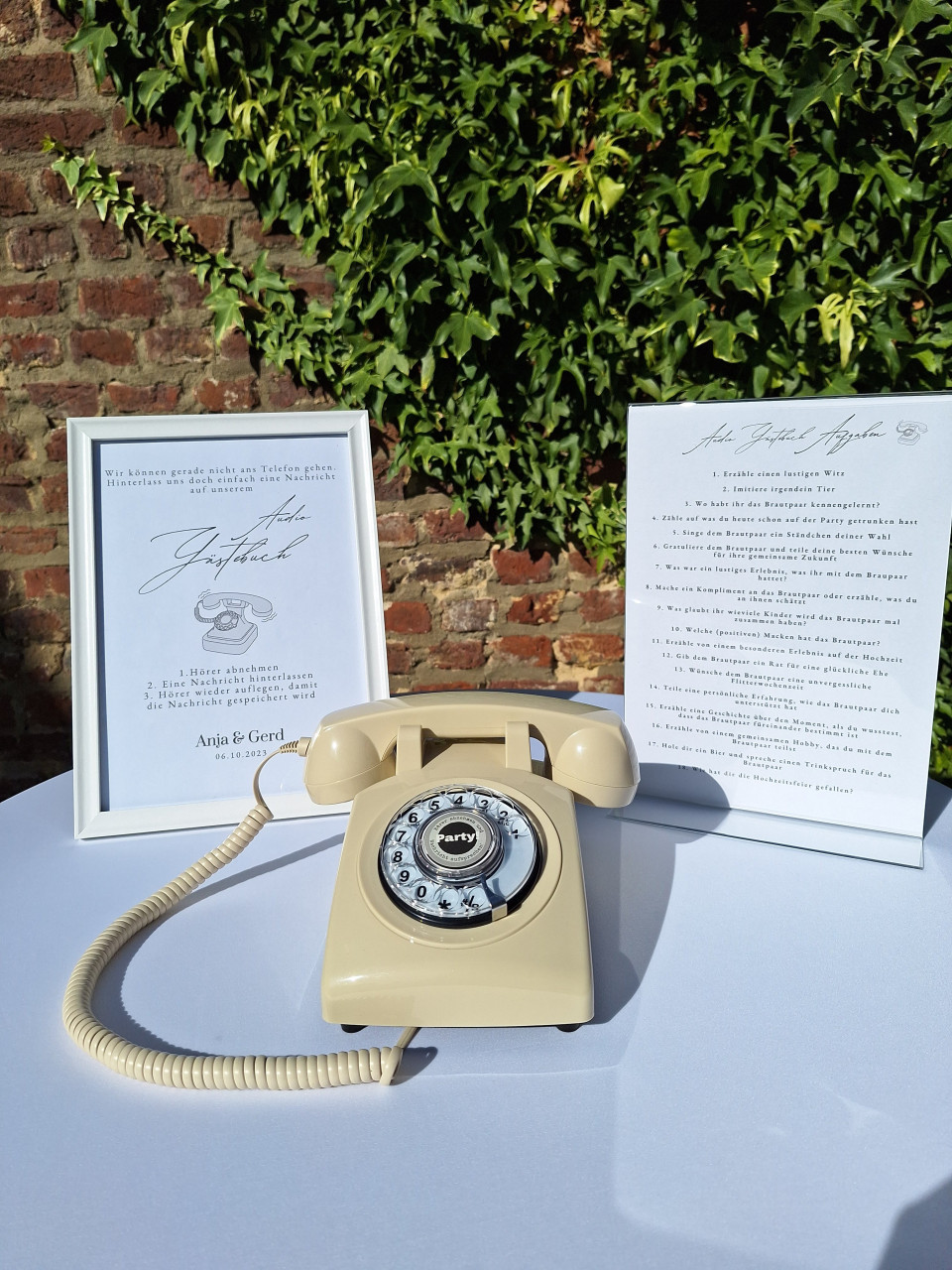Verhuurartikelen van Hochzeitsverleih Aachen - Fotobox, Audio Gästebuch, Love Buchstaben, Candybarwagen impressie 4