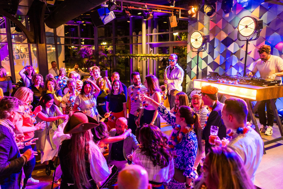 Muziek van DJ te Huur impressie 