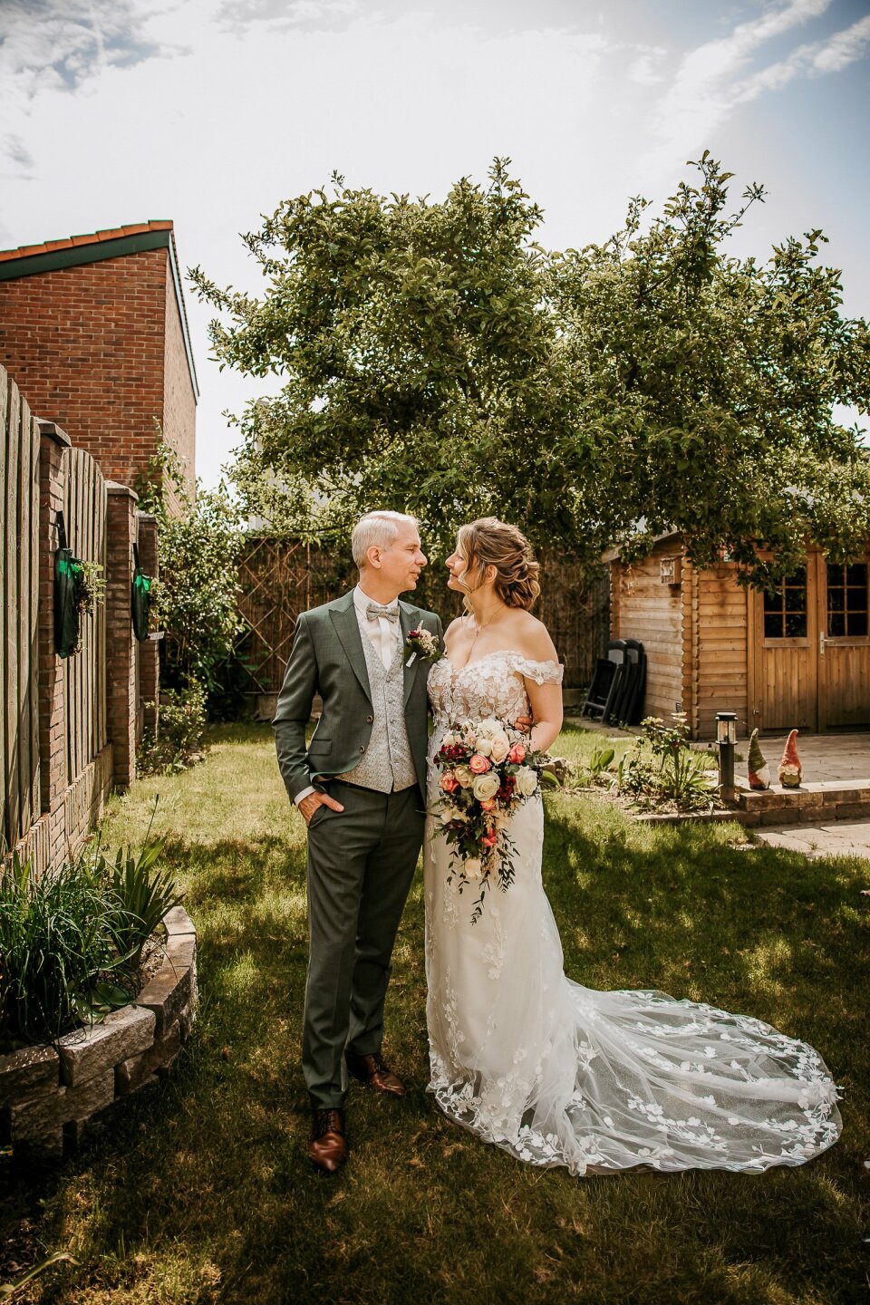 Trouwjurk passen bij Engels Bruidsmode