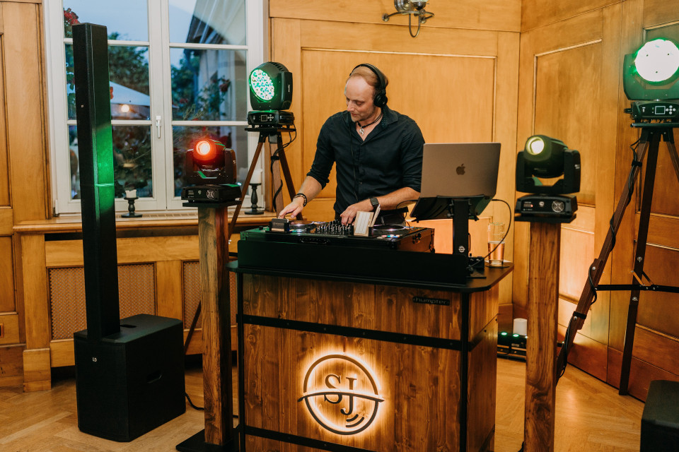 Muziek van DJ Sascha Juranek details