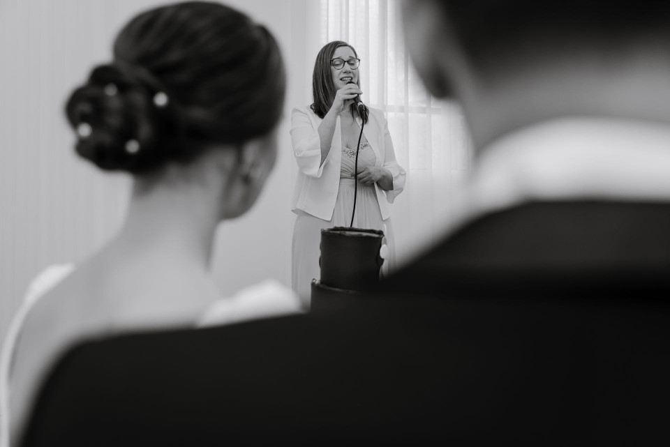 Trouwambtenaar grinskistla impressie 4