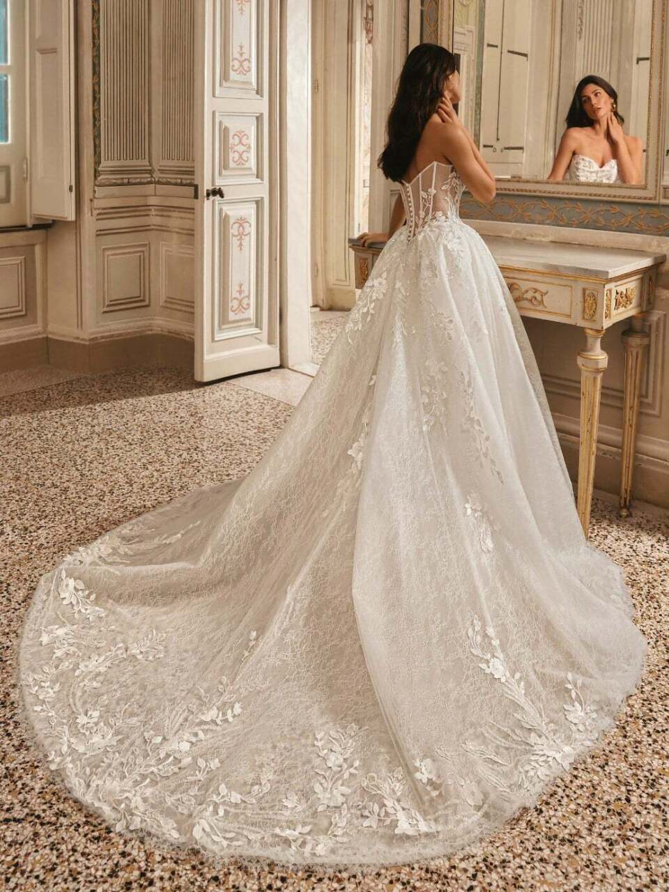 WHITNEY - Enzoani