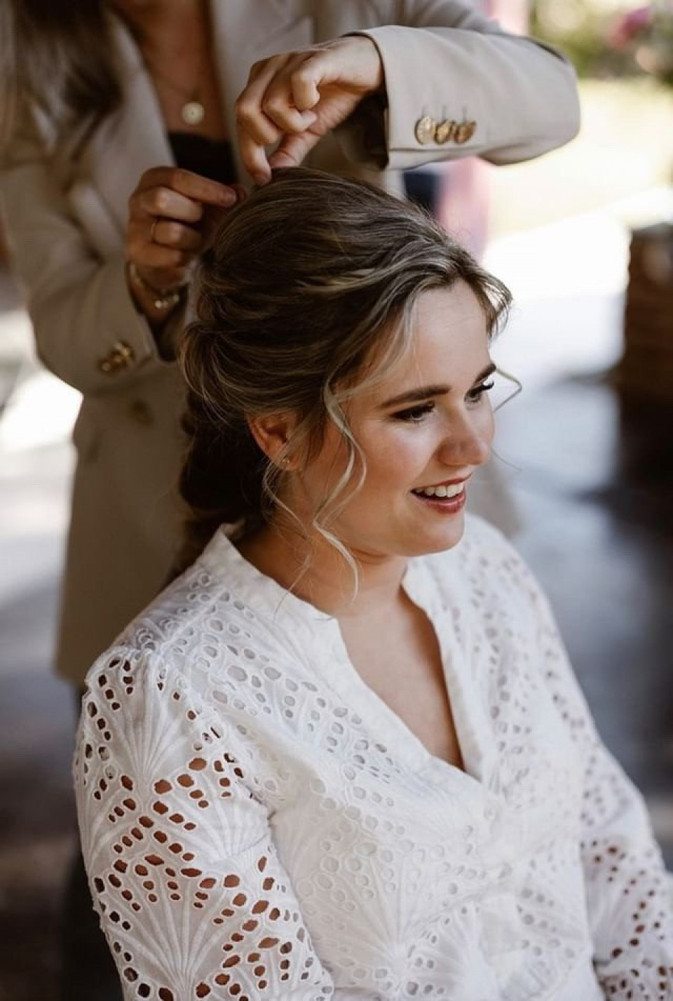 Bruidskapsel door KIMHOUWEN hair&amp;make-up impressie 2
