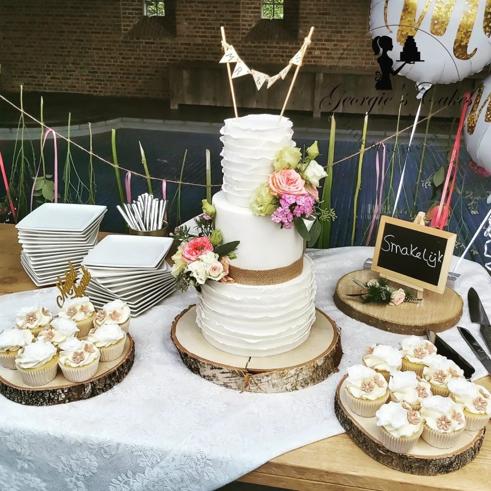 Bruidstaart van Georgie&#039;s Cakes impressie 4