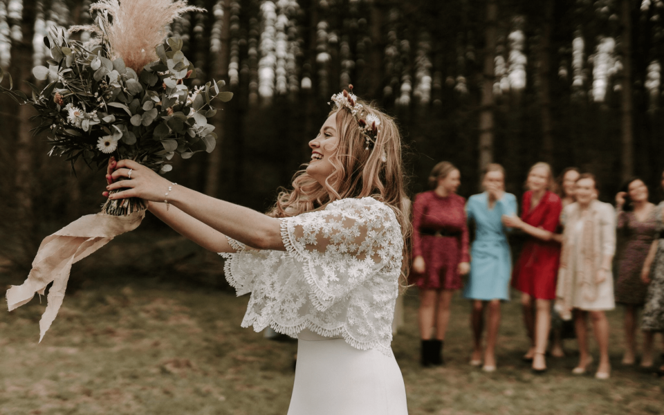 Trouwjurk van Elements bridal by Marian overzicht