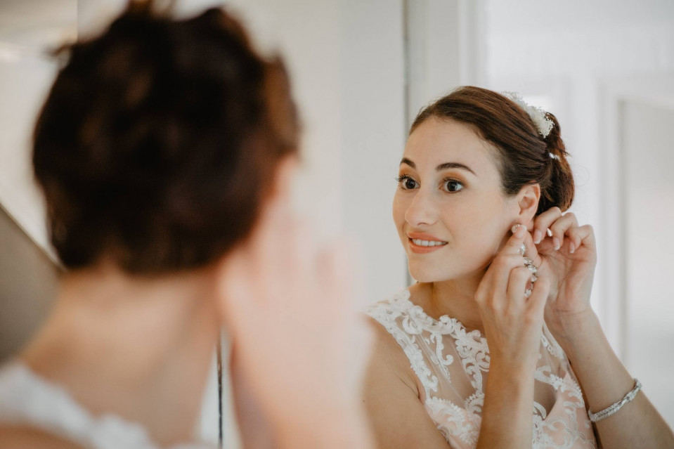 Bruidsmake-up door Studio New Look details