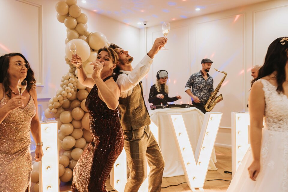 Decoratie van BLOND Balloon design impressie 2