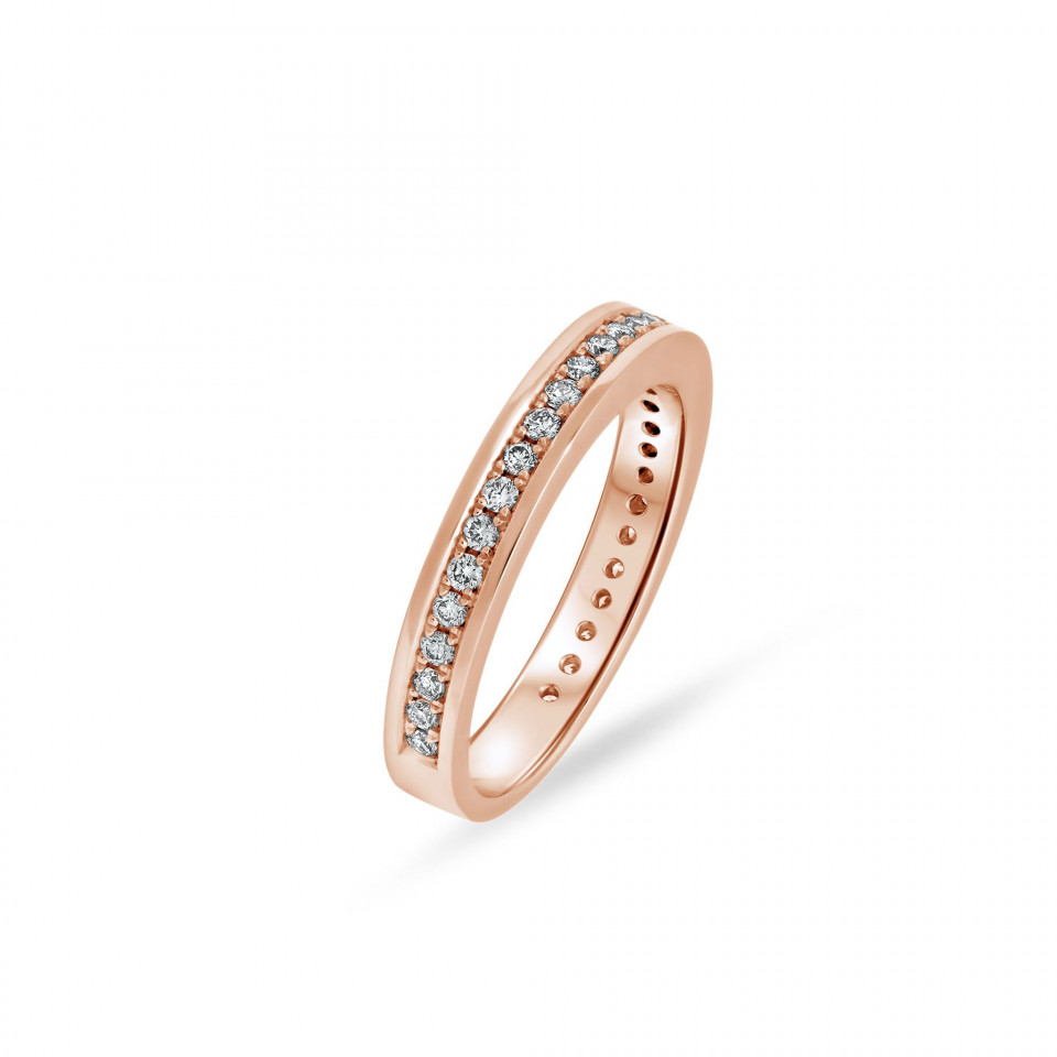 een roségouden diamanten eternity ring