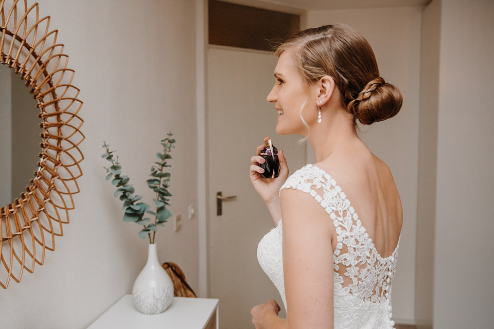 Bruidsmake-up laten doen bij SR hair- &amp; make up artist