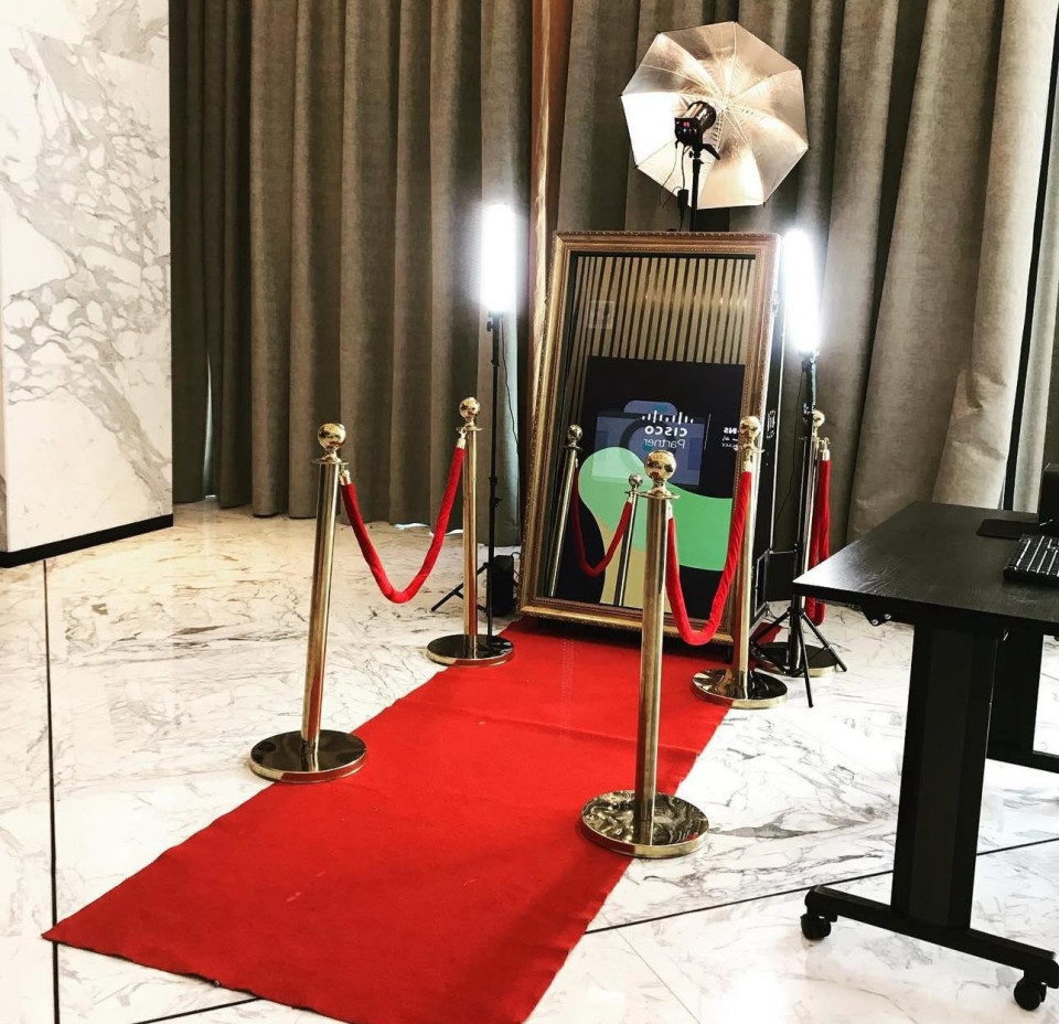 Entertainment boeken bij Flashy-Fotobox I Fotospiegel Fotobox Mieten Stuttgart