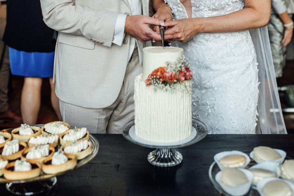 Bruidstaart van Sweets and Treats Bakery impressie 4