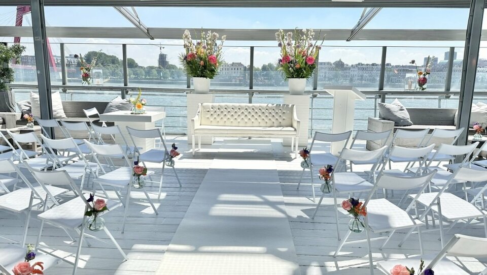 Trouwlocatie Eau Lounge overzicht