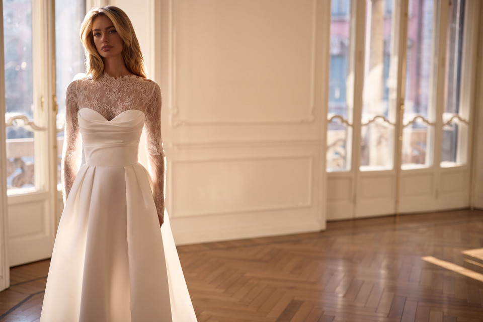 Trouwjurk van La Bella Blanca impressie 2