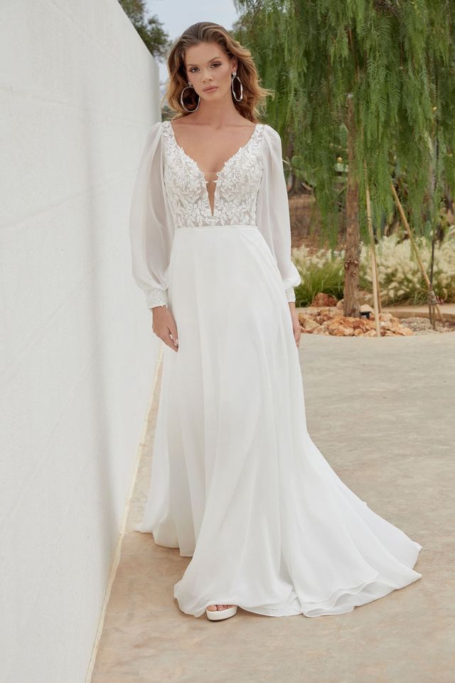 Brautkleid mit langen Ärmeln