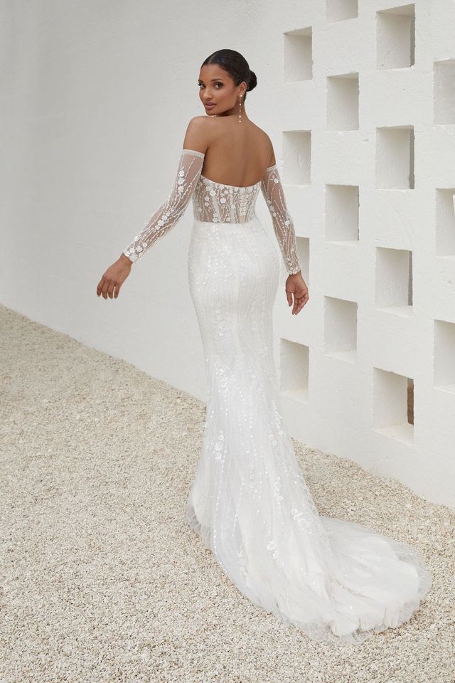Brautkleid mit Spitzenkorsett