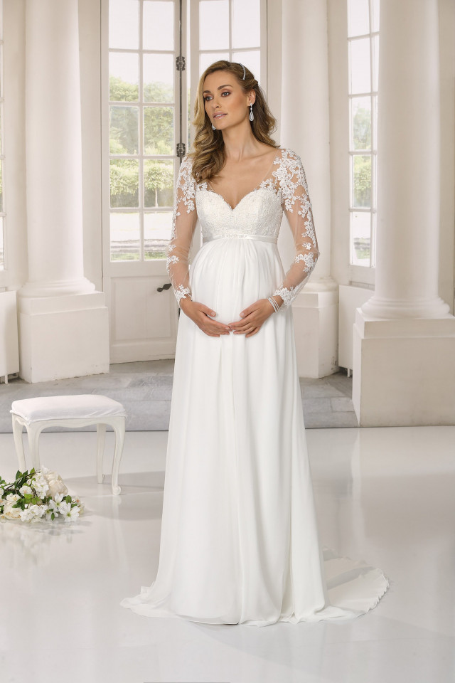 Hochzeitskleid mit hoher Taille