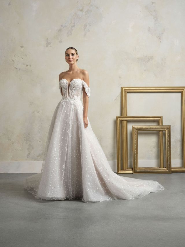 Schulterfreies Brautkleid