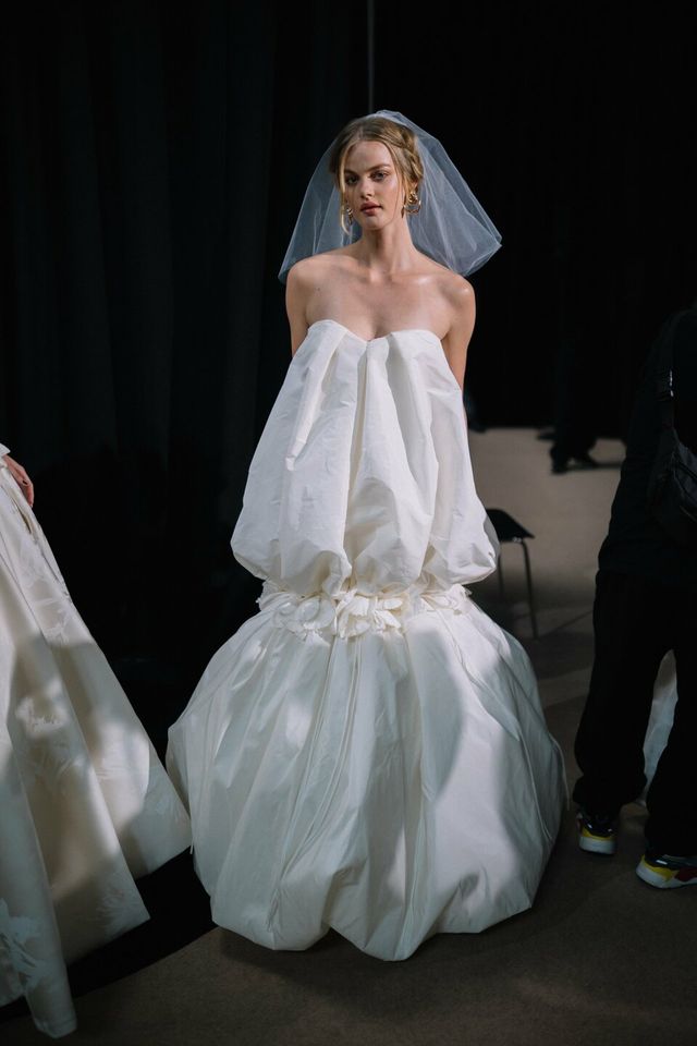 robe avec forme spéciale de Yolancris