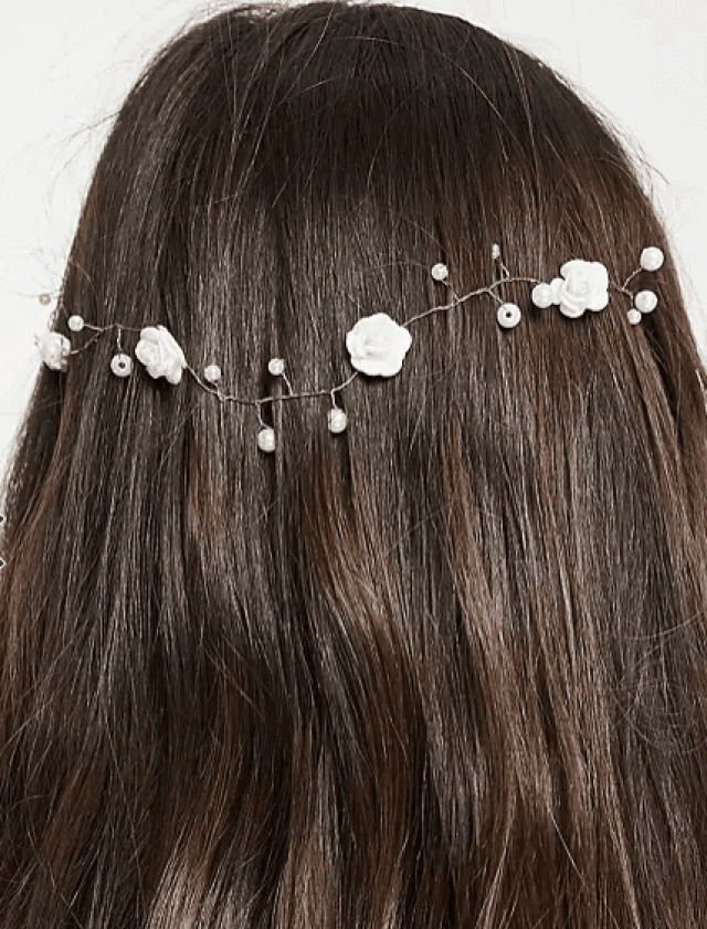 bohemian haar en kapsel voor gast op een bruiloft