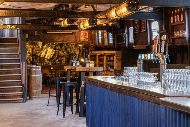 Bar Spinola