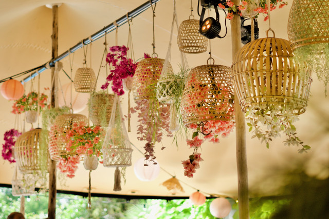 decoratie tent voor festivalbruiloft