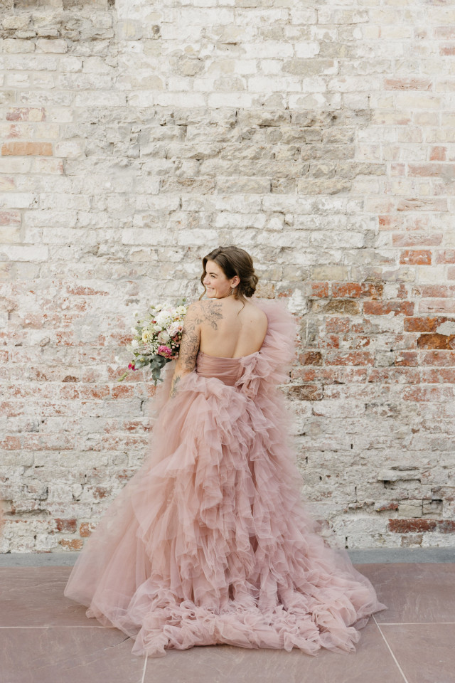 achterkant roze jurk
