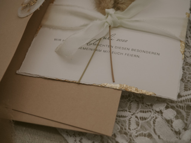 Beige Hochzeitskarten