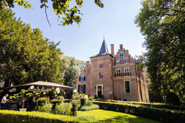 trouwen kasteel wijenburg