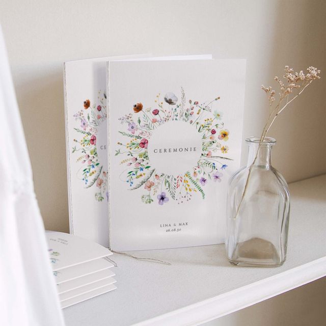 Hochzeitskarten mit kleinen Blümchen