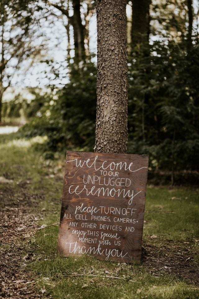 unplugged wedding wekomsbord bord op bruiloft