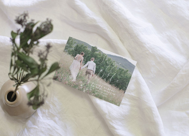 Save the date kaart met foto van bruidspaar