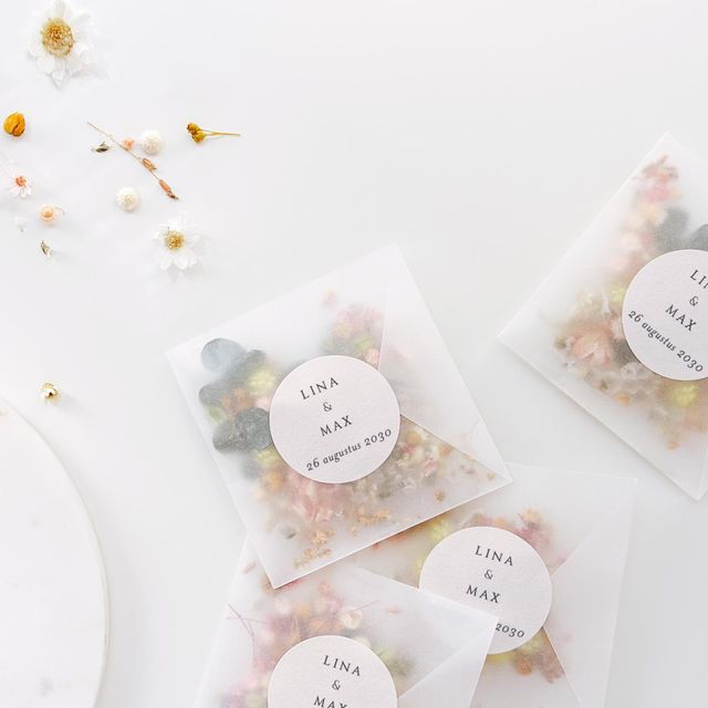 confetti voor de trouwkaart