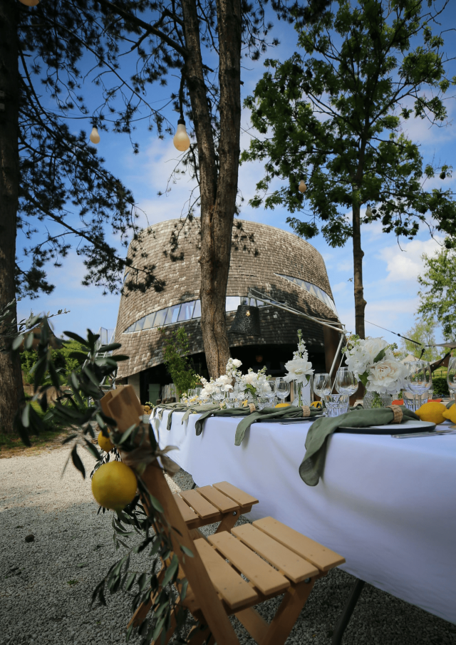 buiten trouwen paviljoen puur
