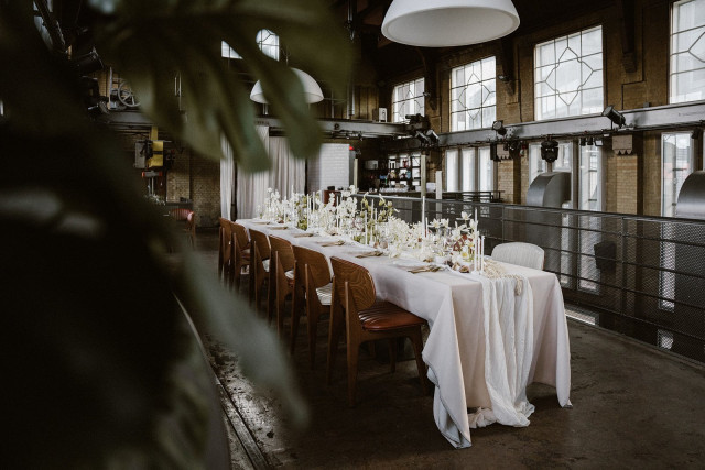Elegante und industriell gehaltene Hochzeitslocation in Amsterdam