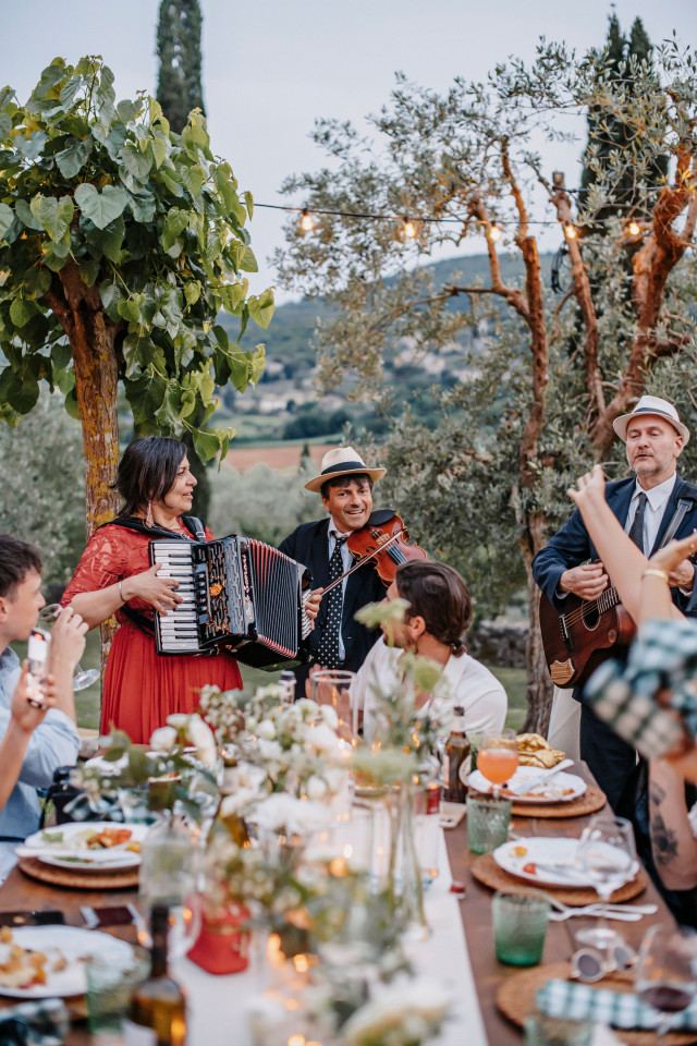 italië bruiloft diner met muziek