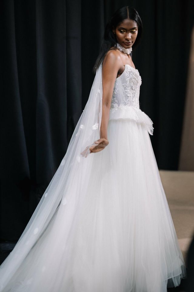 robe avec peplum de demetrios