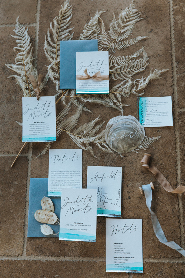 Tarjetas e invitaciones.